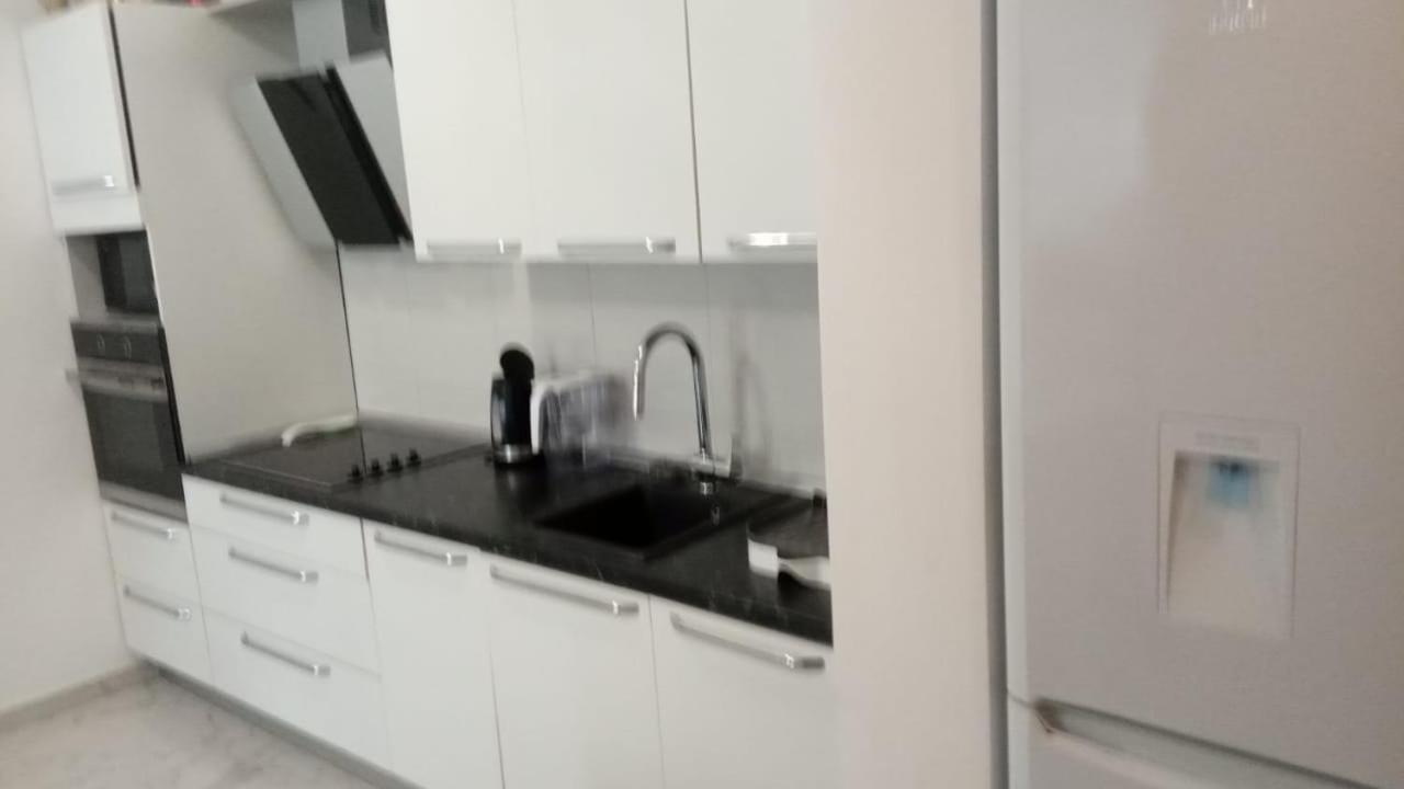 Bella Costa Apartment Dobra Voda Bagian luar foto