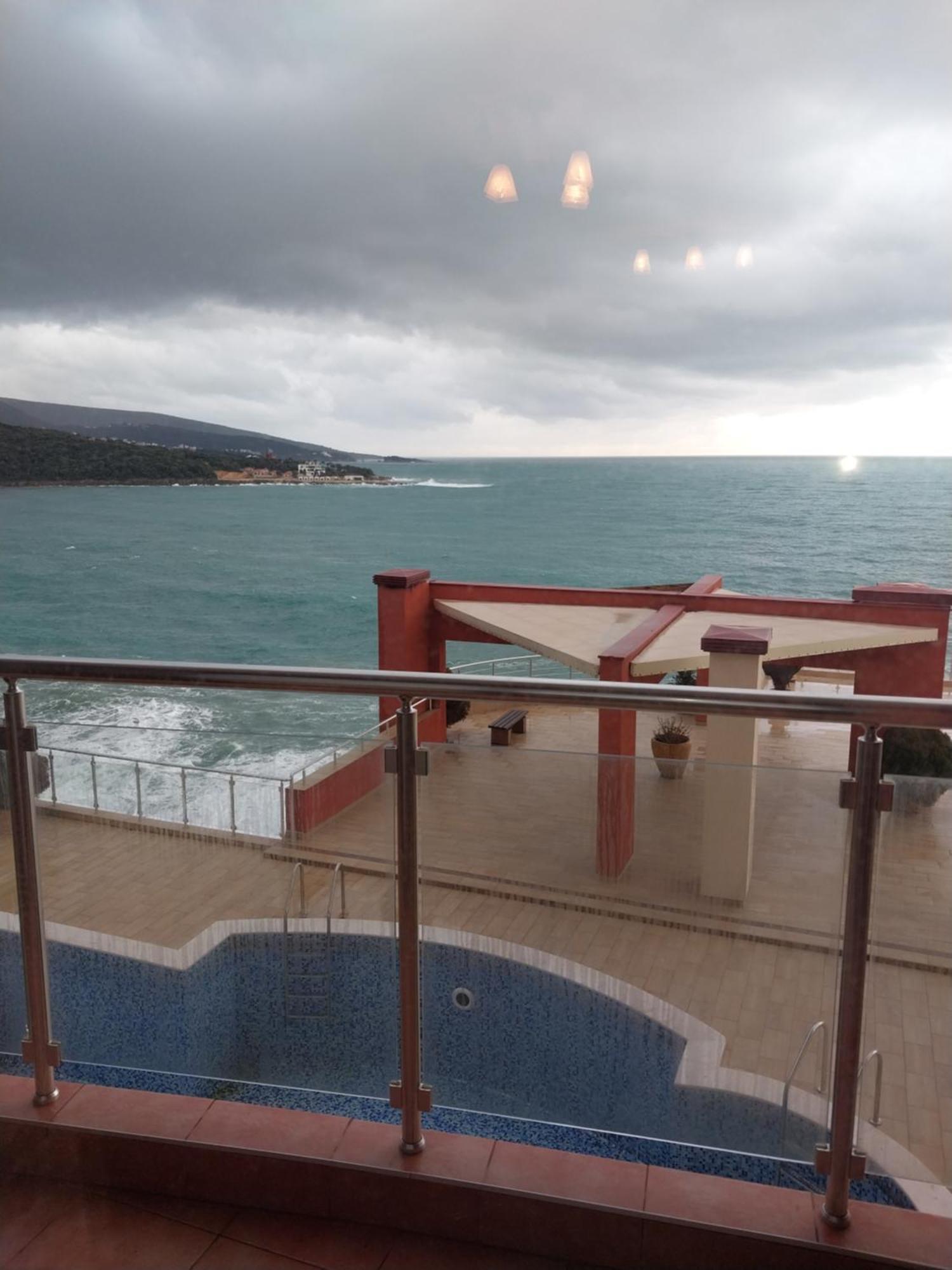 Bella Costa Apartment Dobra Voda Bagian luar foto