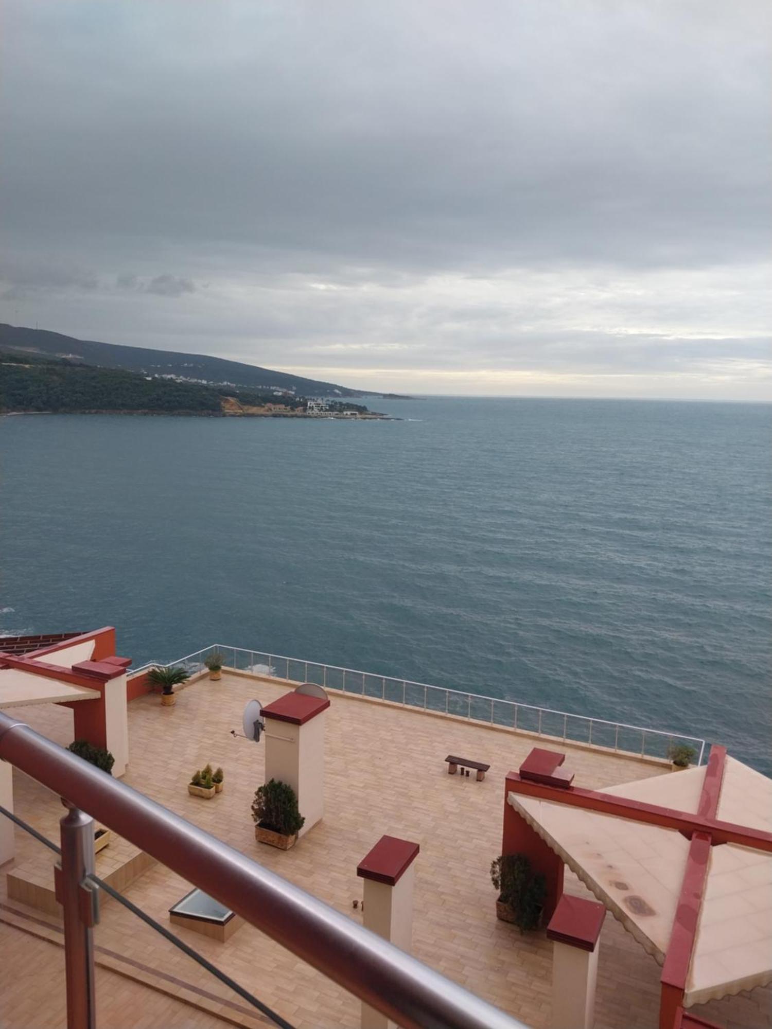 Bella Costa Apartment Dobra Voda Bagian luar foto