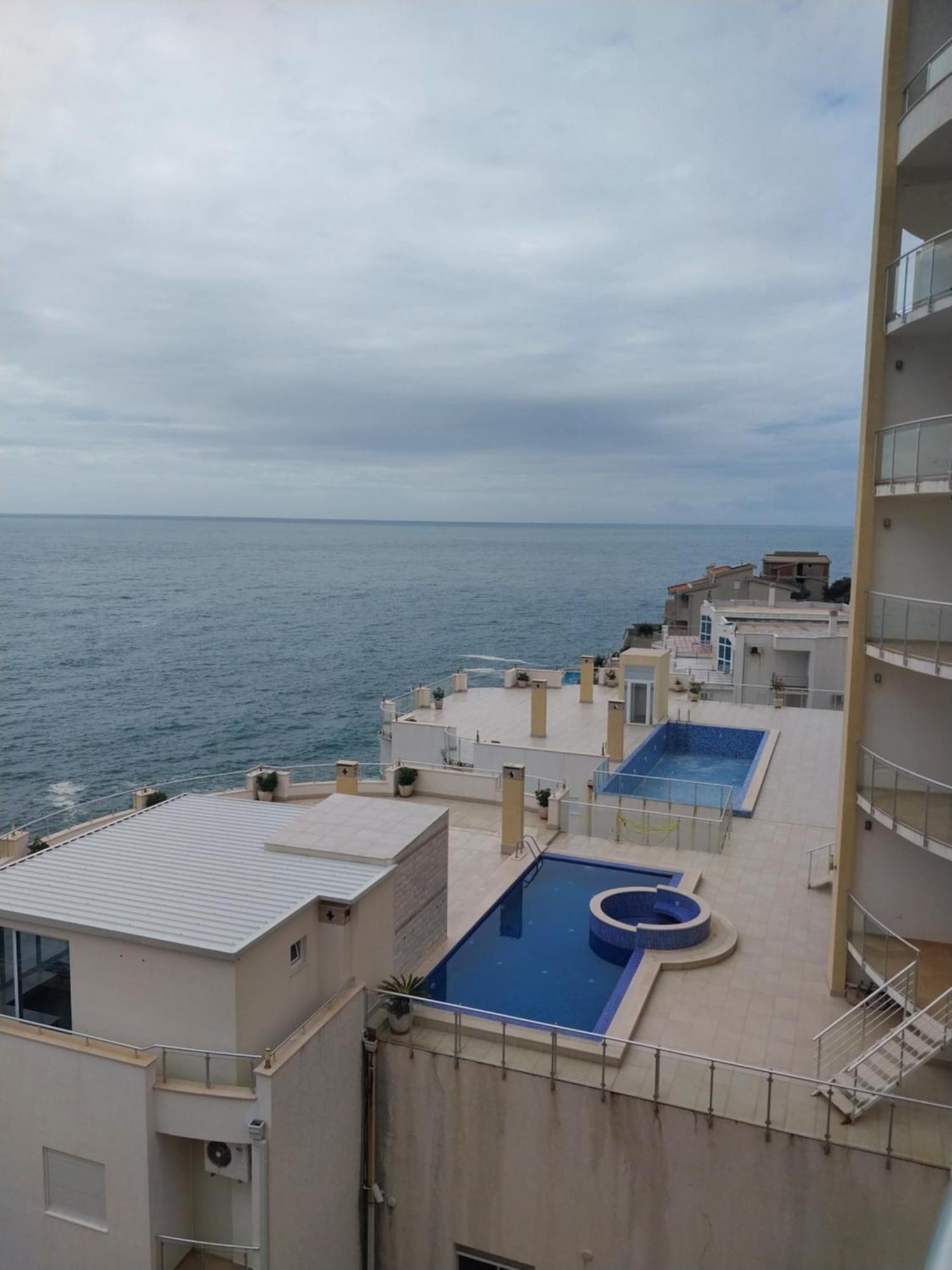 Bella Costa Apartment Dobra Voda Bagian luar foto